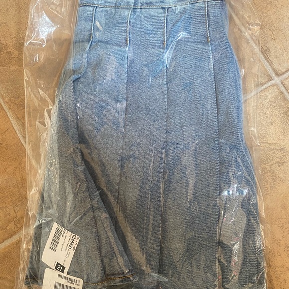 Dolls kill jean skirt - Picture 2 of 2